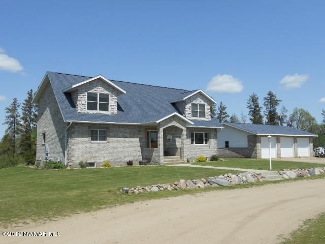 13220 County 9 Rd, Becida, MN 56678