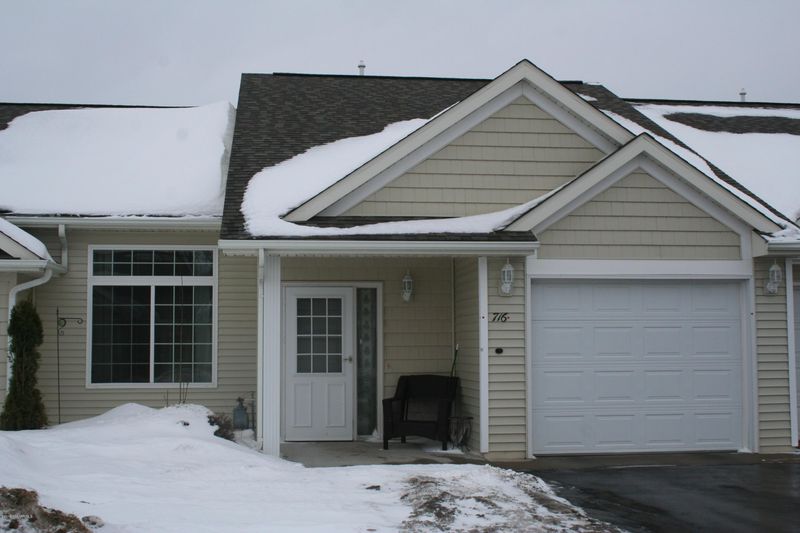 716 33rd St NW #716, Bemidji, MN 56601