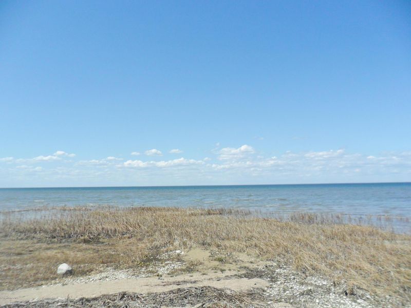 18609 Artesian Spring Rd NE, Kelliher, MN 56650