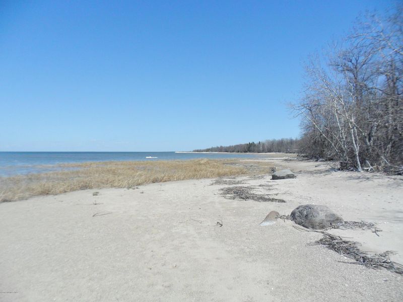 18609 Artesian Spring Rd NE, Kelliher, MN 56650