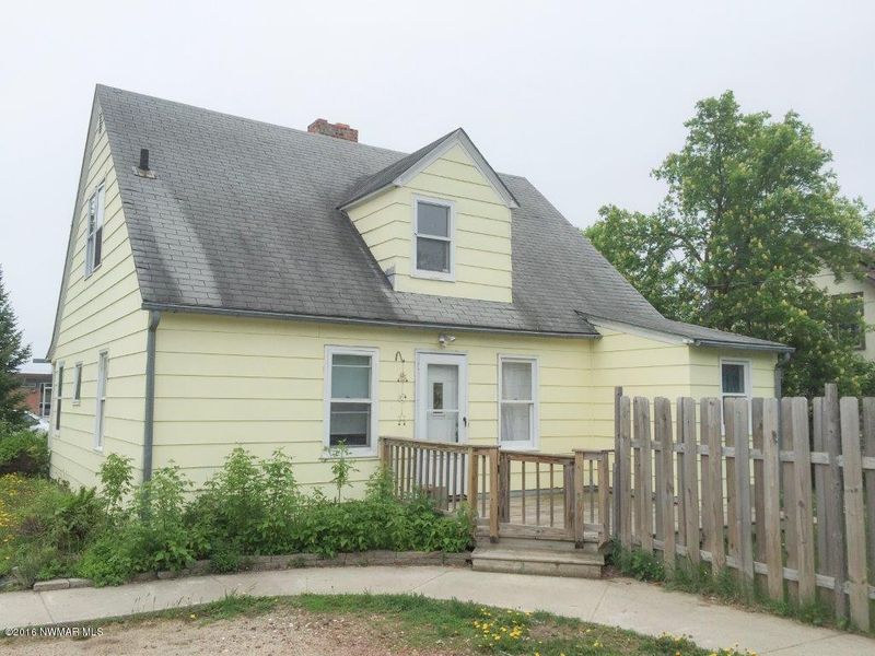 33 Bagley Ave NW, Bagley, MN 56621