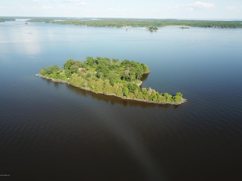 1 Honeymoon Island, Angle Inlet, MN 56711