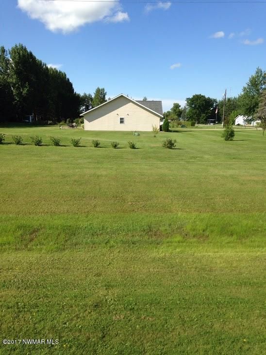 117 Sleepy Hollow Ln, Baudette, MN 56623