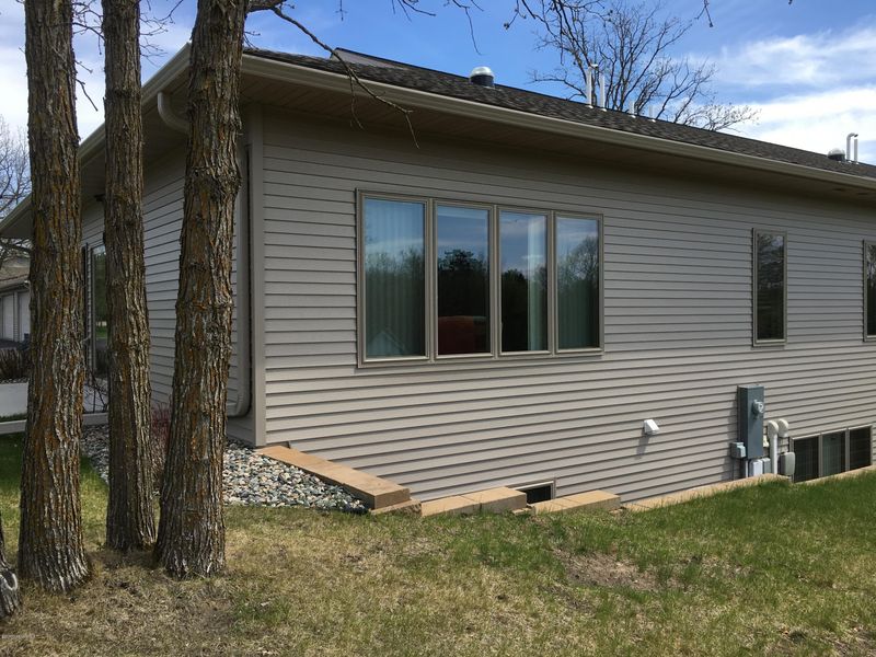 324 Roosevelt Rd SW #A, Bemidji, MN 56601