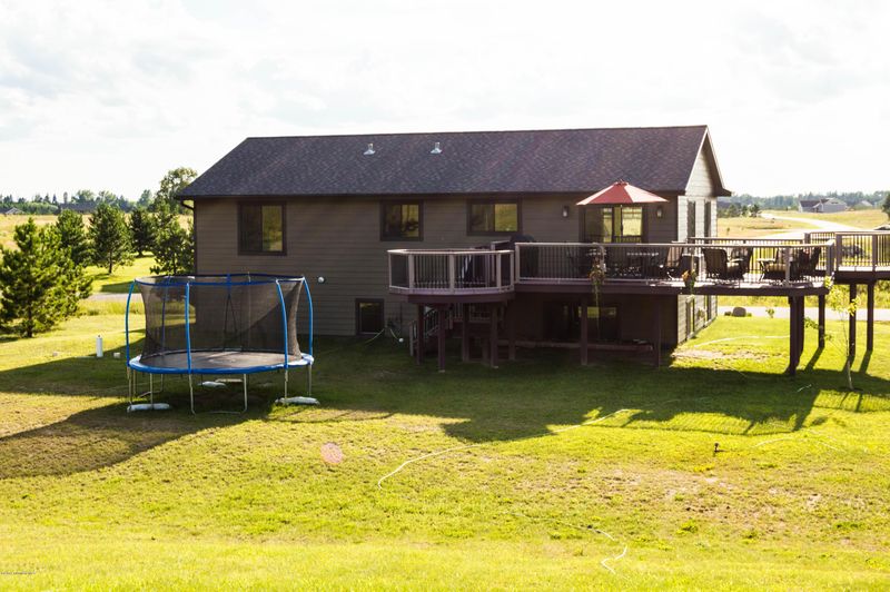 1320 Whiting Rd NW #18, Bemidji, MN 56601