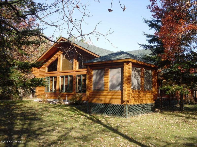 1532 Lincoln Log Ln SW, Bemidji, MN 56601