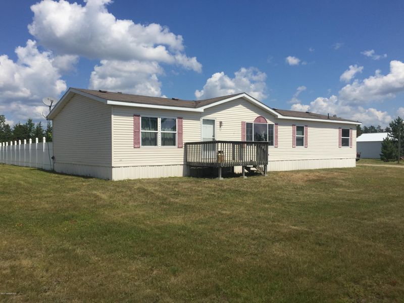 9621 Fairview Ln NW, Bemidji, MN 56601