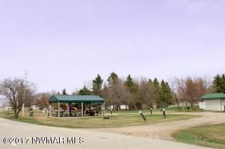 302 6th Ave, Grygla, MN 56727