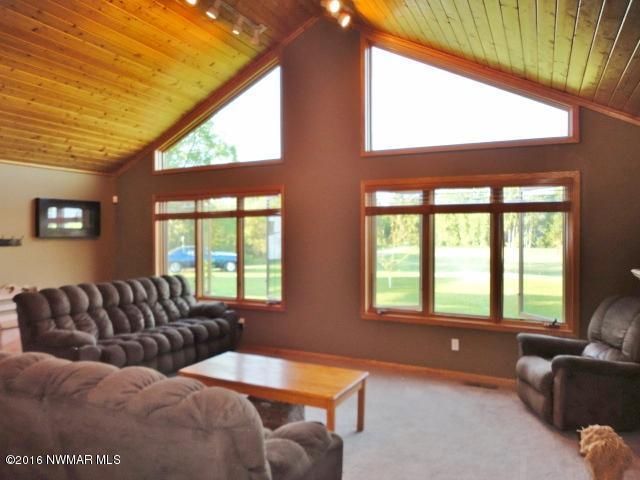 1941 Oak Ridge Rd SW, Bemidji, MN 56601