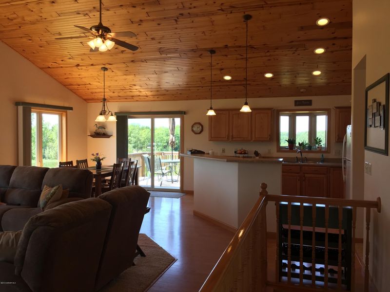 9461 Knappen Hill Rd NE, Bemidji, MN 56601