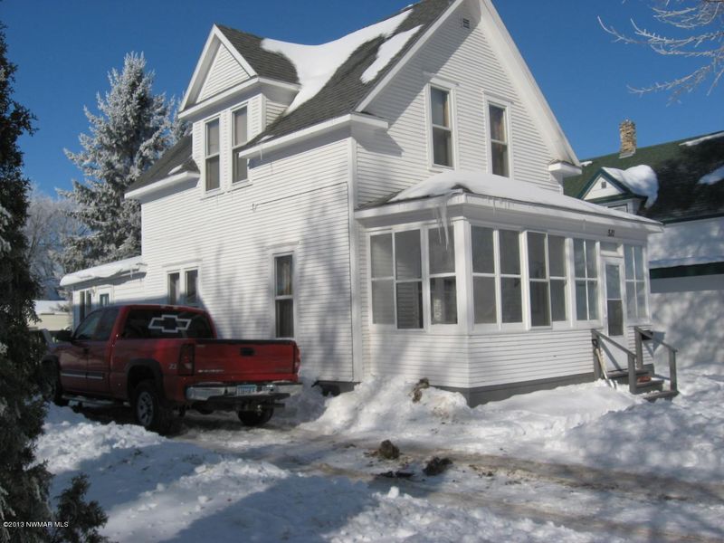 511 Horace Ave N, Thief River Falls, MN 56701