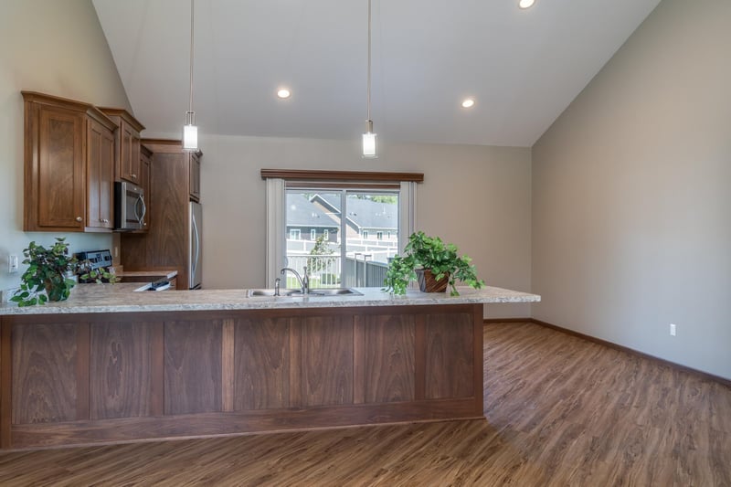 1419 Greenway Blvd SE, East Grand Forks, MN 56721