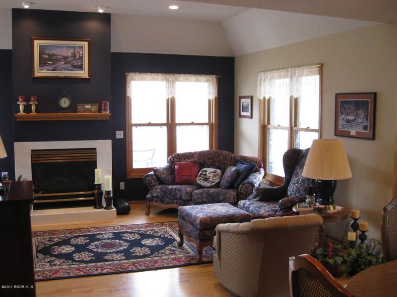3007 Birchmont Dr, Bemidji, MN 56601