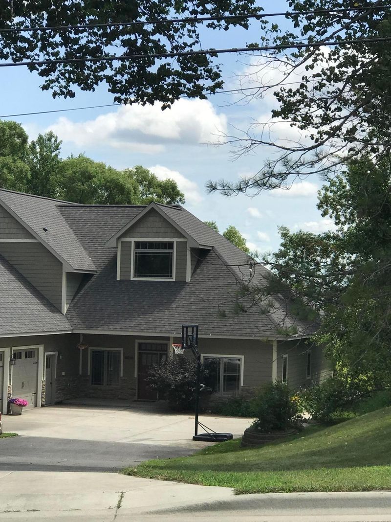 3702 Birchmont Dr, Bemidji, MN 56601