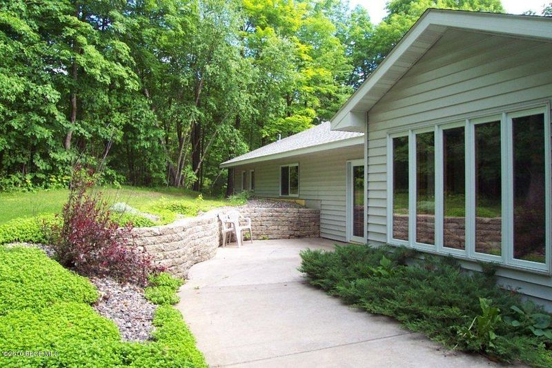 10085 Jourdan Ct, Bemidji, MN 56601