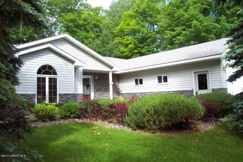 10085 Jourdan Ct, Bemidji, MN 56601