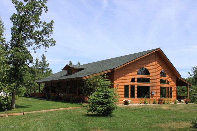 1520 Rodeo Dr, Bemidji, MN 56601