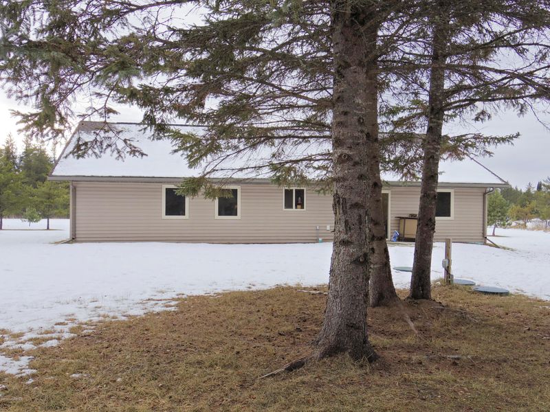 6129 Winding Dr NW, Bemidji, MN 56601