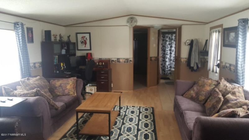 1114 Stephen St, Thief River Falls, MN 56701