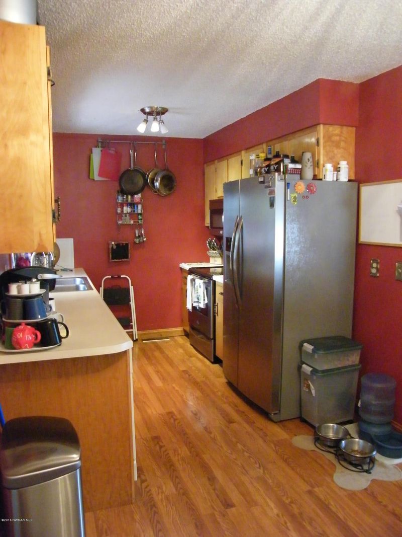 918 Crocker Ave S, Thief River Falls, MN 56701