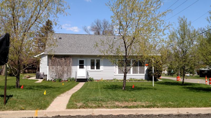 326 Norwood Dr NE, Bemidji, MN 56601