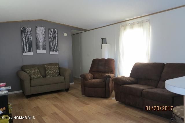 302 Calumel Ave S, Thief River Falls, MN 56701