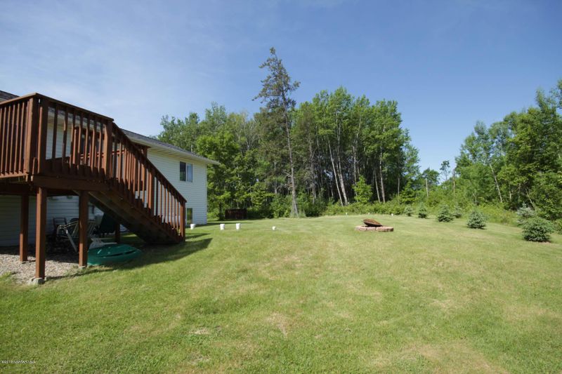 5719 Mid Valley Ln NW, Bemidji, MN 56601