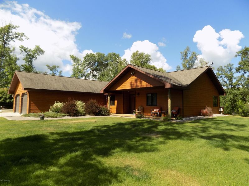2810 Spruce Ln NW, Baudette, MN 56623