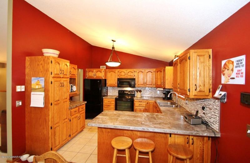 25014 County 9 Rd, Bemidji, MN 56601