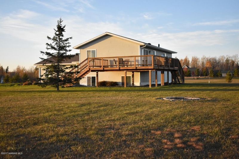 1149 Rodeo Dr, Bemidji, MN 56601