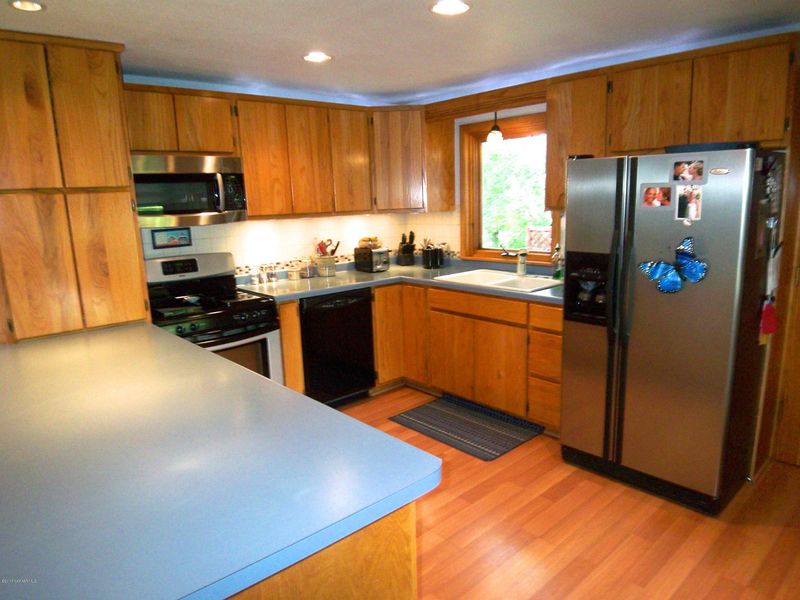 1701 S Lake Irving Dr SW, Bemidji, MN 56601