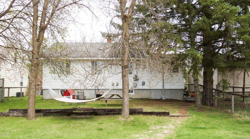 1107 Irvine Ave NW, Bemidji, MN 56601