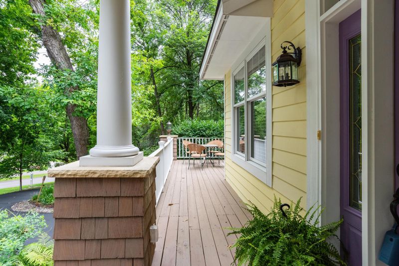 14100 Minnehaha Pl, Wayzata, MN 55391