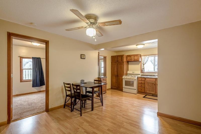 721 Sherman St, Good Thunder, MN 56037