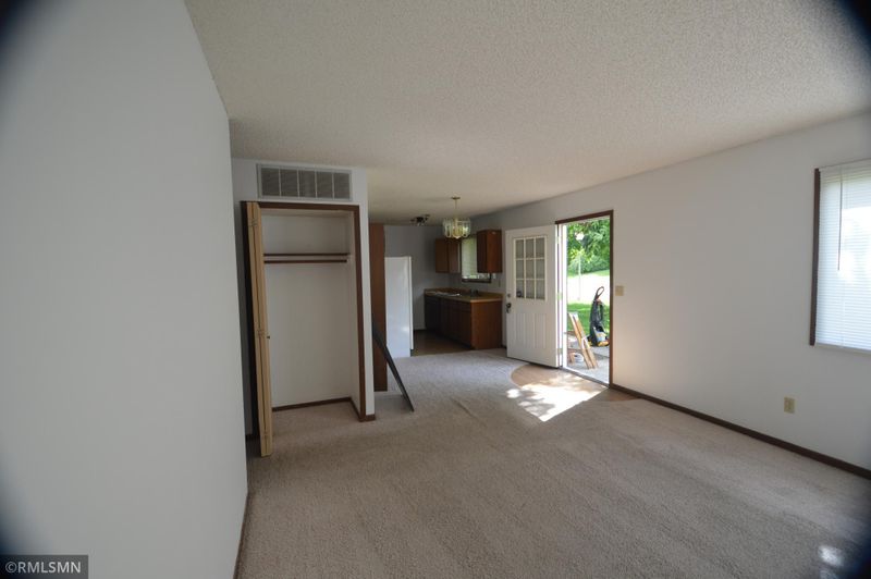 6625 84th Ct N, Brooklyn Park, MN 55445