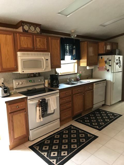 411 3rd St, Currie, MN 56123