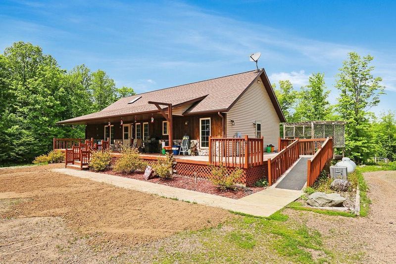 6156 N Knapp Rd, Winter, WI 54896