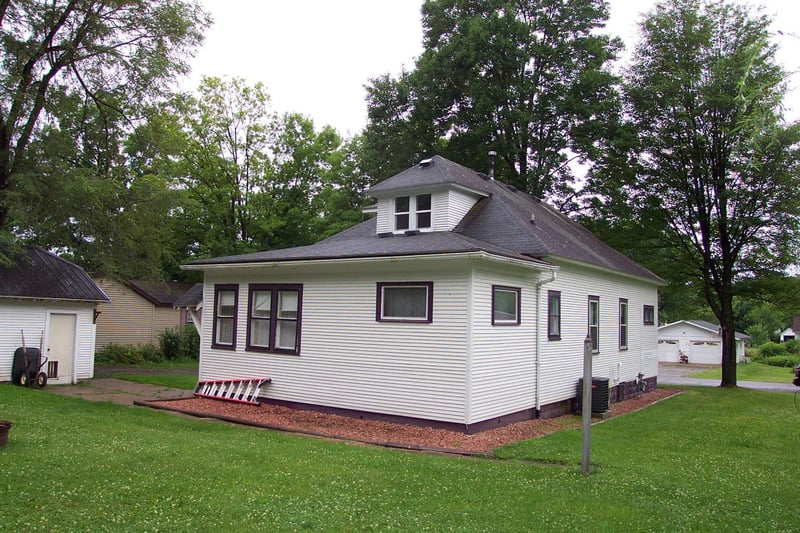 114 Bluff Ave S, Prairie Farm, WI 54762