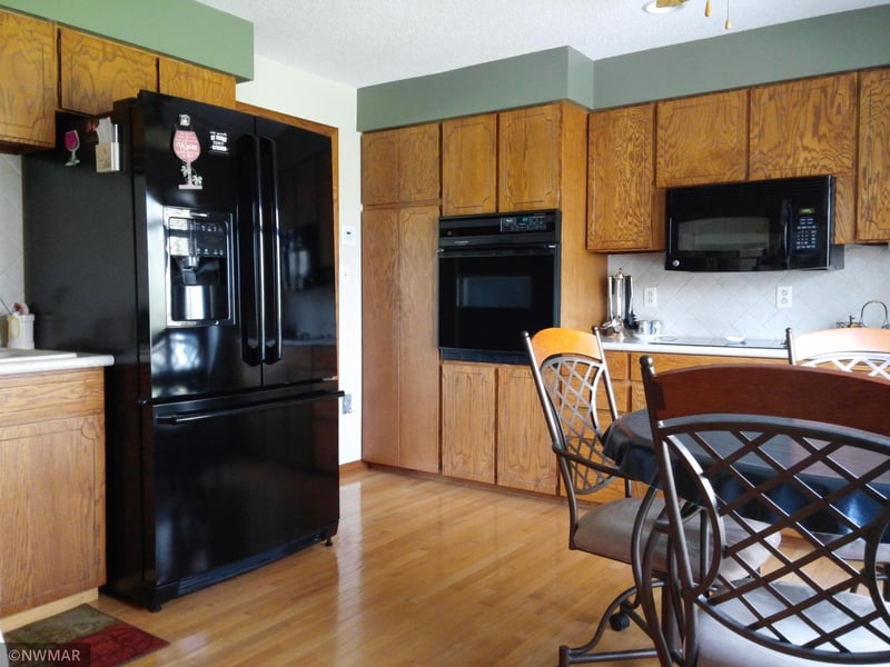 802 Hill River Rd, Brooks, MN 56715