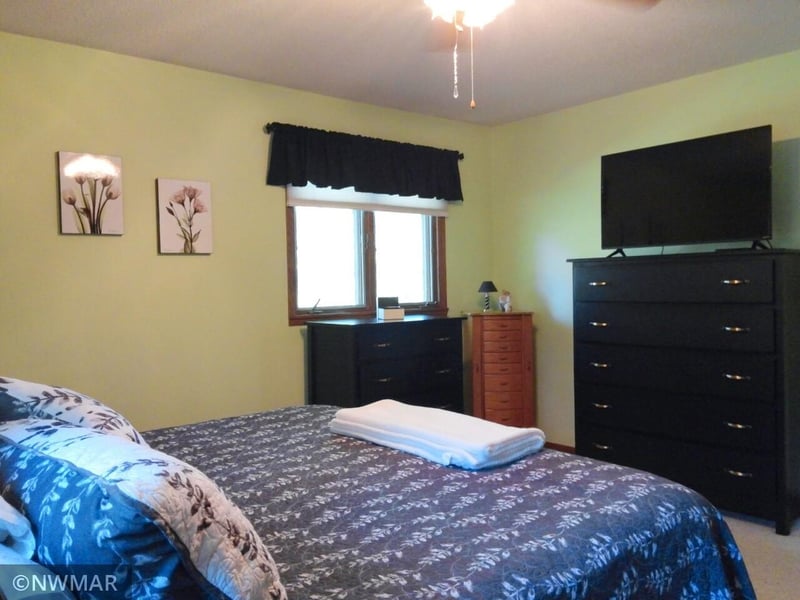 802 Hill River Rd, Brooks, MN 56715