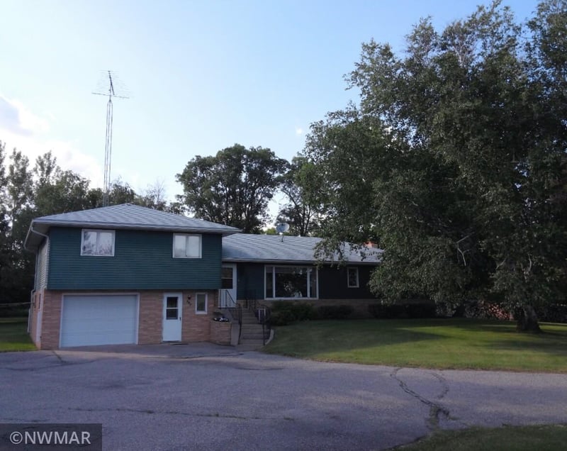 802 Hill River Rd, Brooks, MN 56715