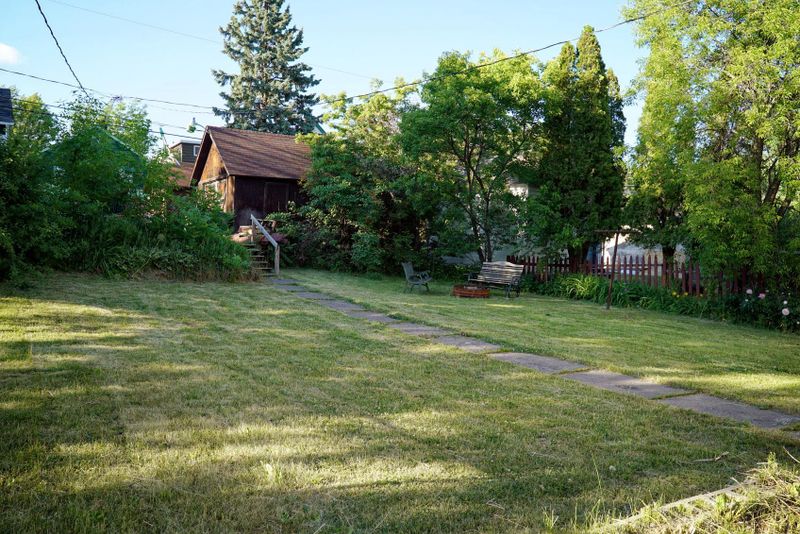 2919 Exeter St, Duluth, MN 55806