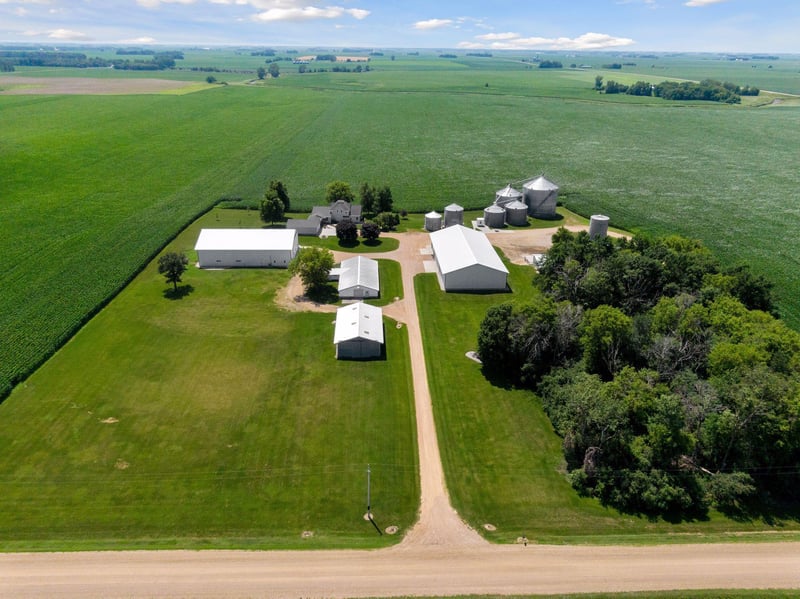 40647 296th St, Arlington, MN 55307