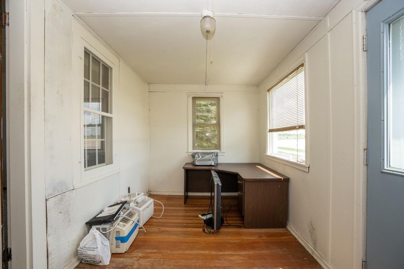 120 Central Ave, Sunburg, MN 56289