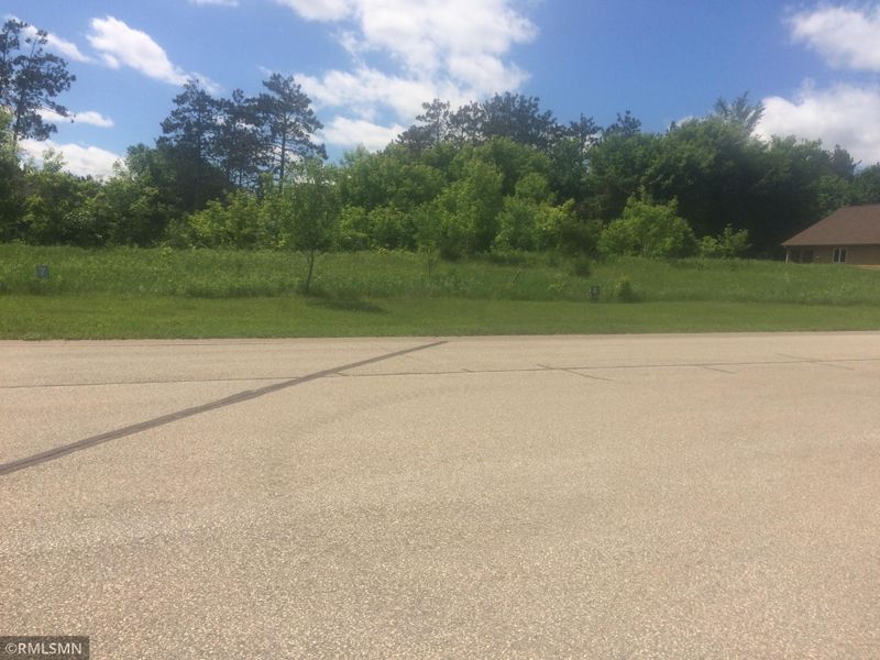 570 Northern Lights Dr, Prescott, WI 54021