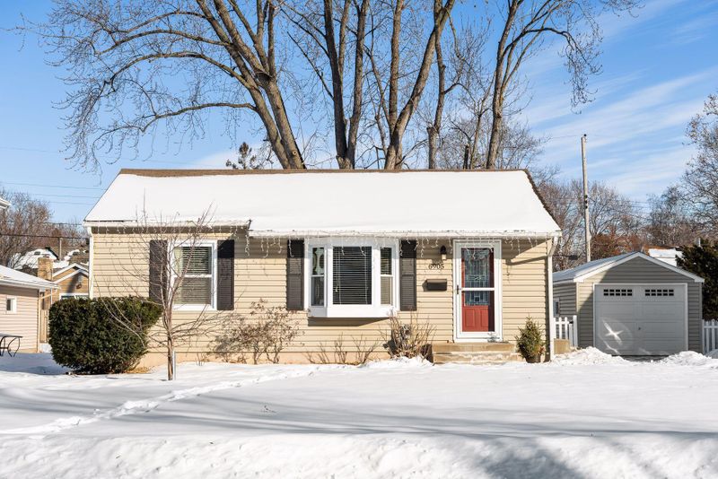 6905 Elliot Ave S, Richfield, MN 55423