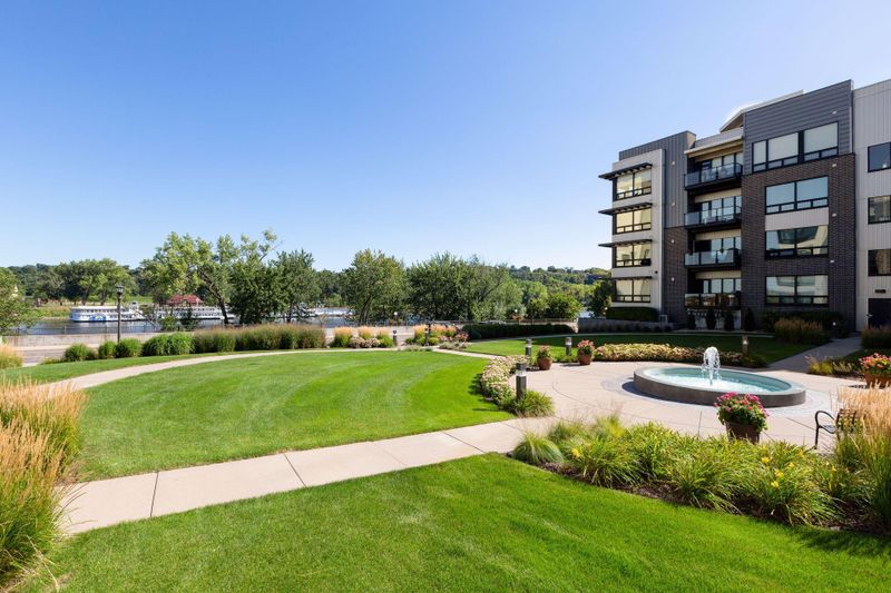 284 Spring St #207, Saint Paul, MN 55102