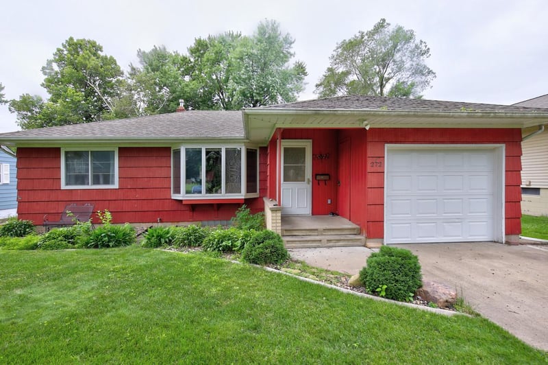 272 2nd St N, Bayport, MN 55003