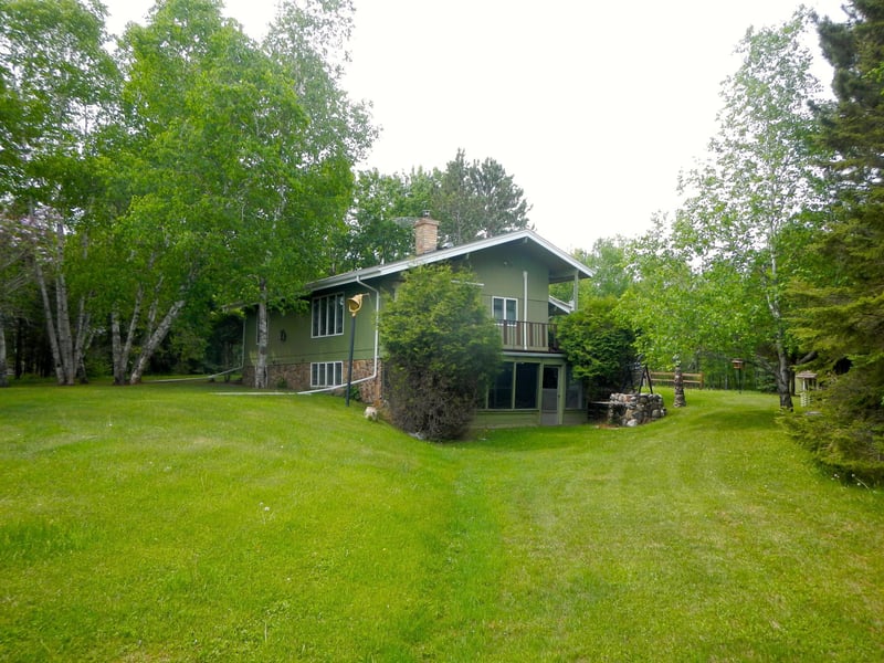 2880 Deer Forest Rd, Makinen, MN 55763