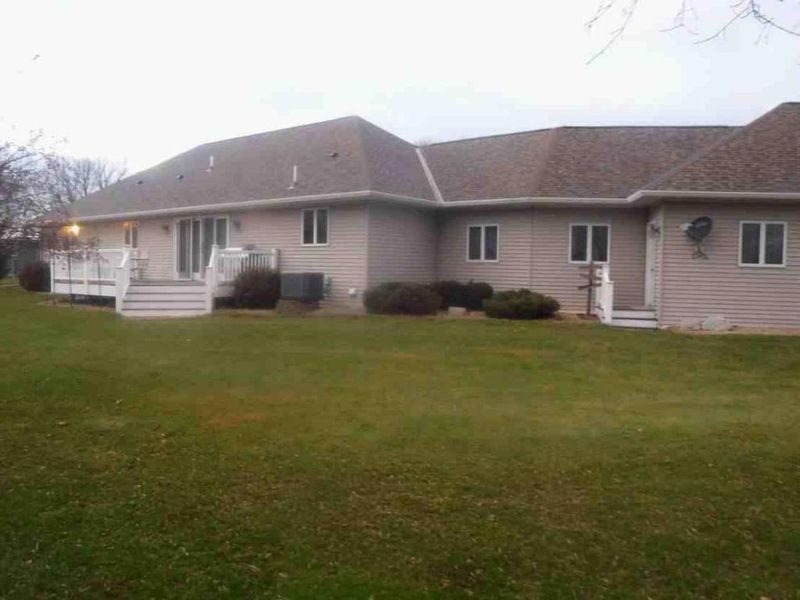 423 Ash St, Dawson, MN 56232